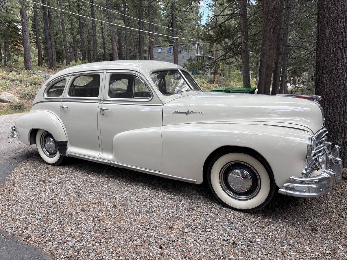 Pontiac-Chieftain-1948