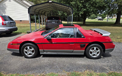 Pontiac Fiero 1985
