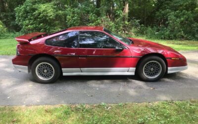 Pontiac Fiero 1987