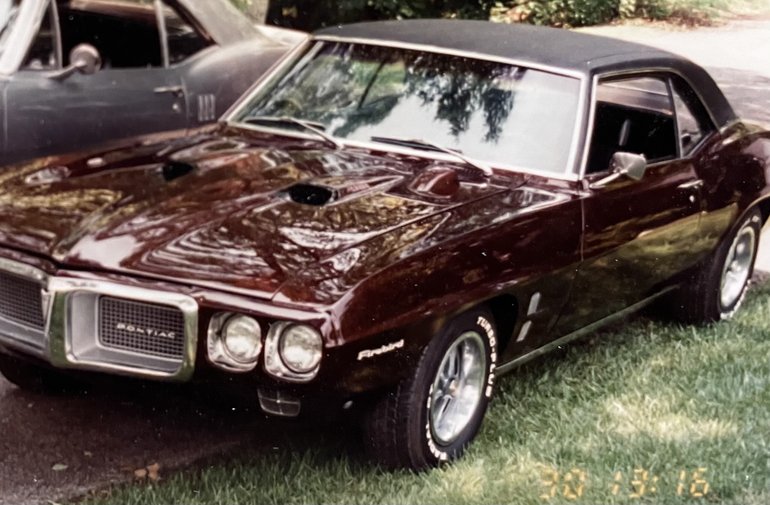 Pontiac-Firebird-1969-Burgundy-Black