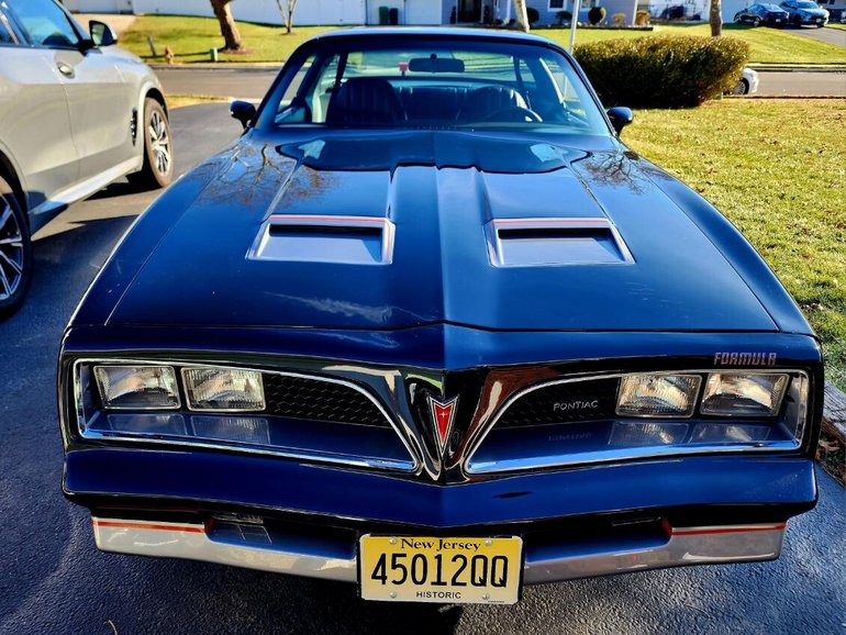 Pontiac-Firebird-1977-Black-Black
