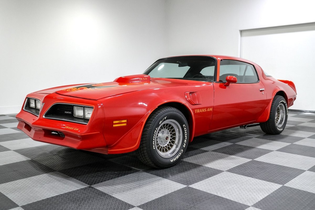 Pontiac-Firebird-1977-Red-Black