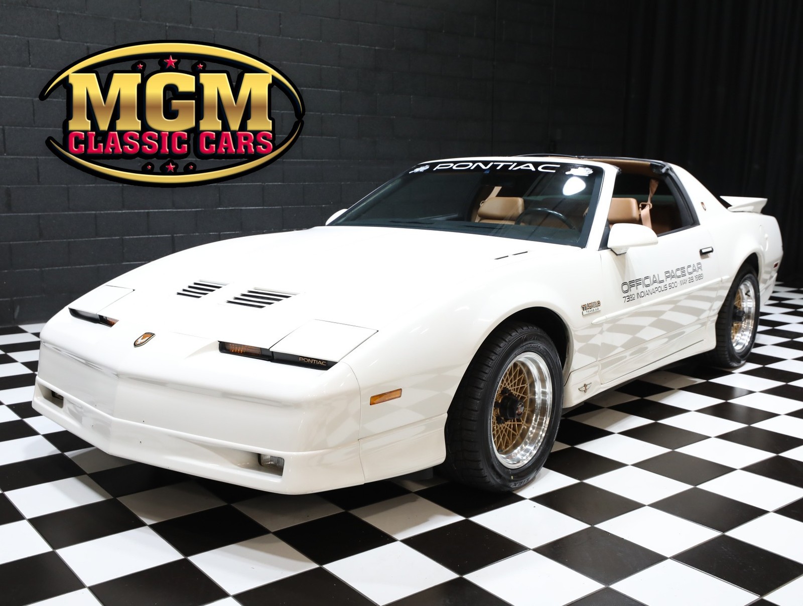 Pontiac-Firebird-1989-Coupe-BeigeTan