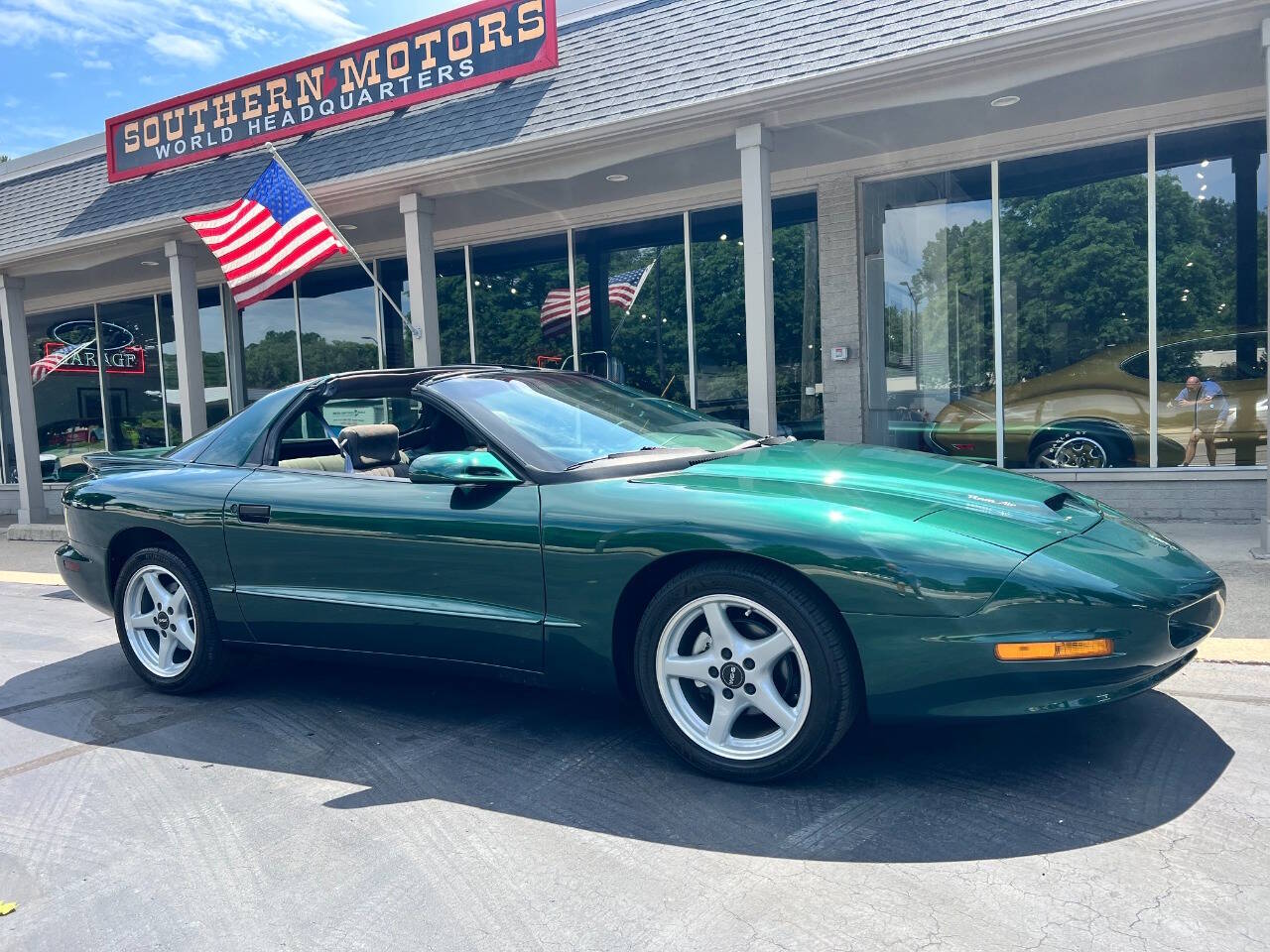 Pontiac-Firebird-1996-Green-Gray