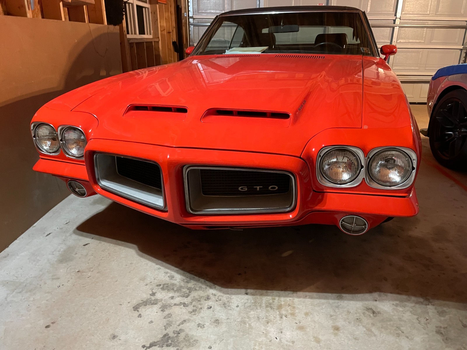 Pontiac-GTO-1972-Coupe