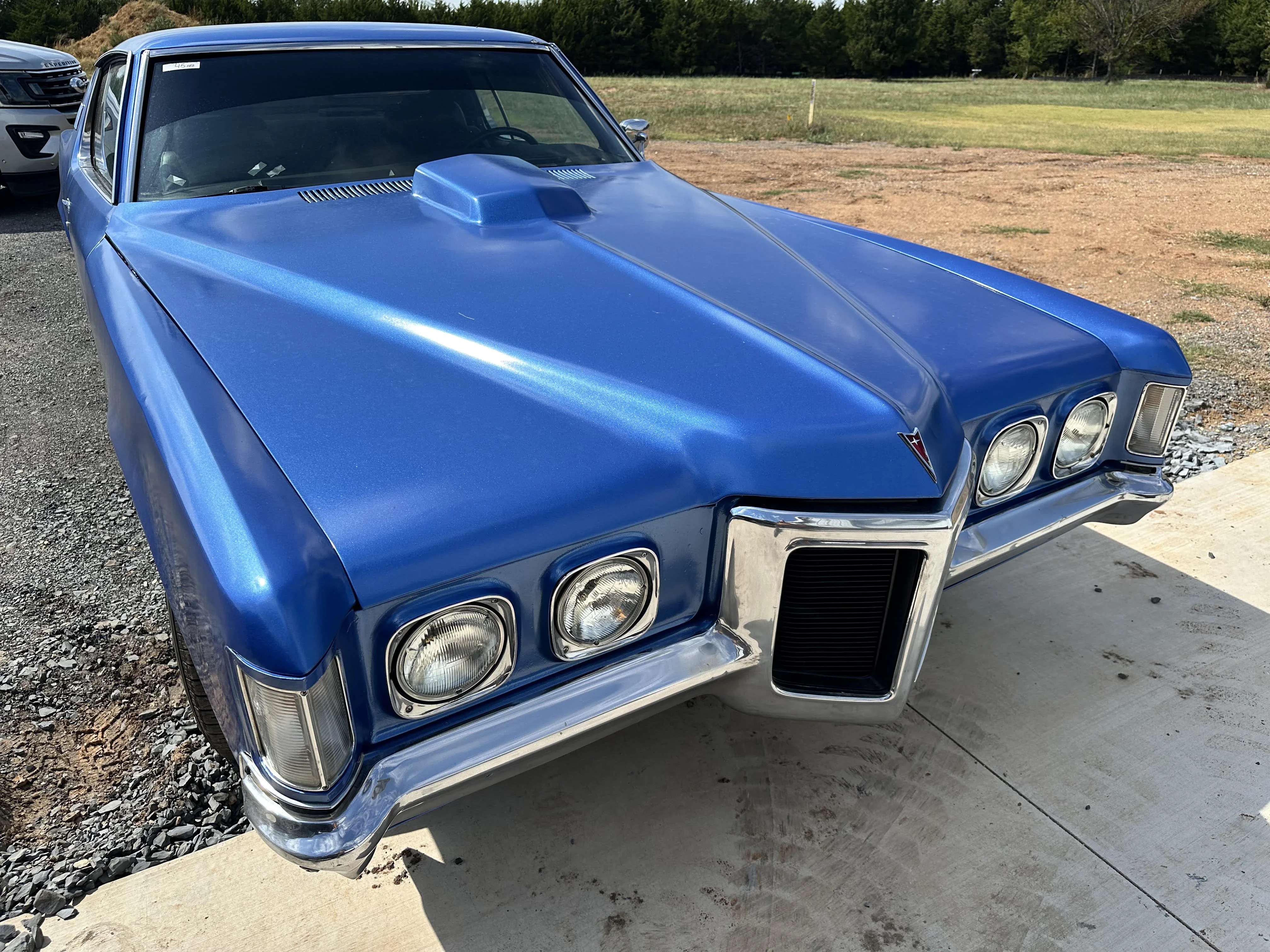 Pontiac-Grand-prix-coupe-1969-Blue-Black