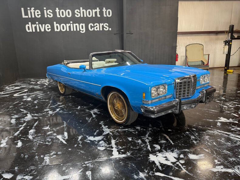 Pontiac-Grand-ville-1974