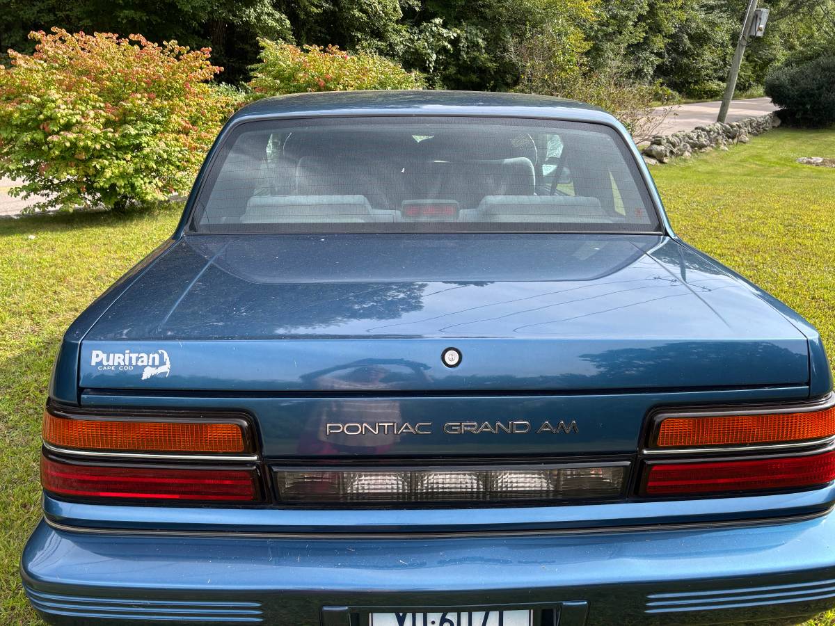 Pontiac-Grandam-1991-Blue