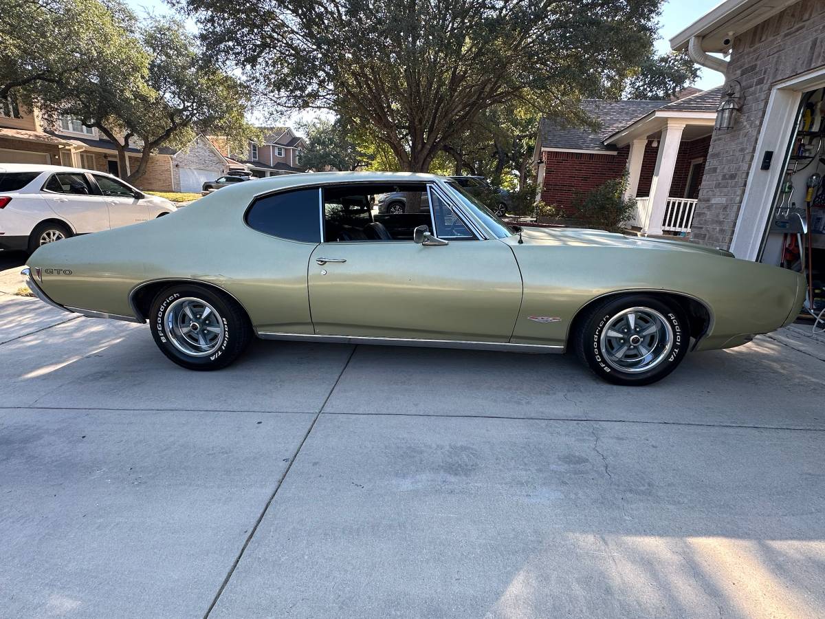 Pontiac-Gto-1968-custom