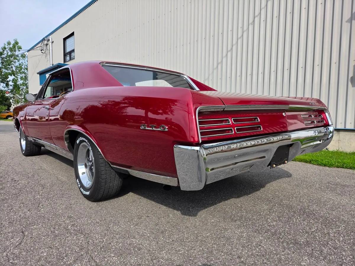 Pontiac-Gto-4-speed-1967