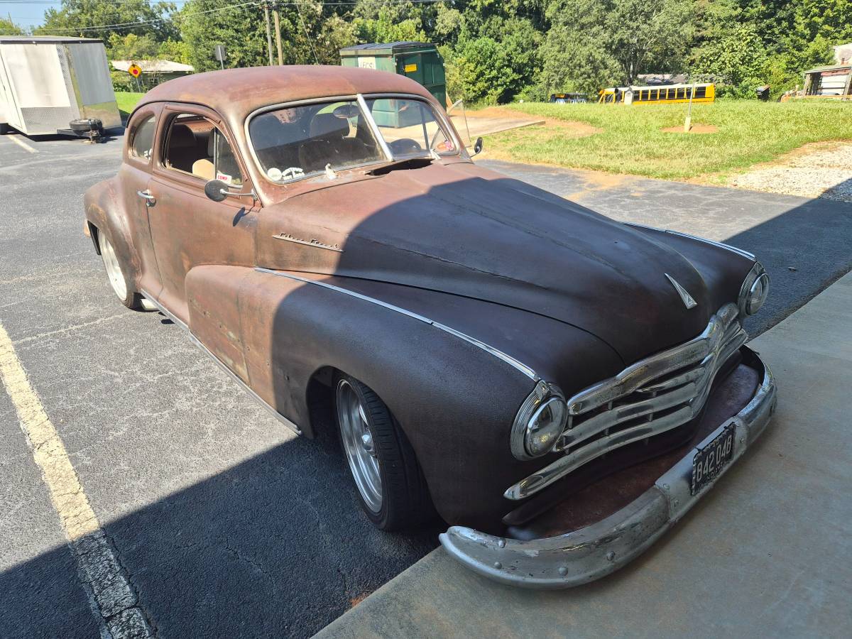 Pontiac-Silver-streak-fastback-1948
