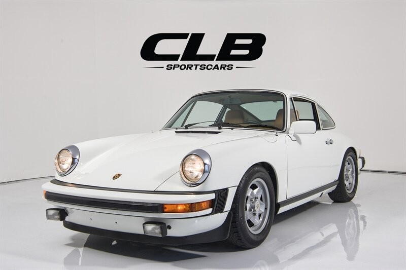 Porsche-911-1976-Tan