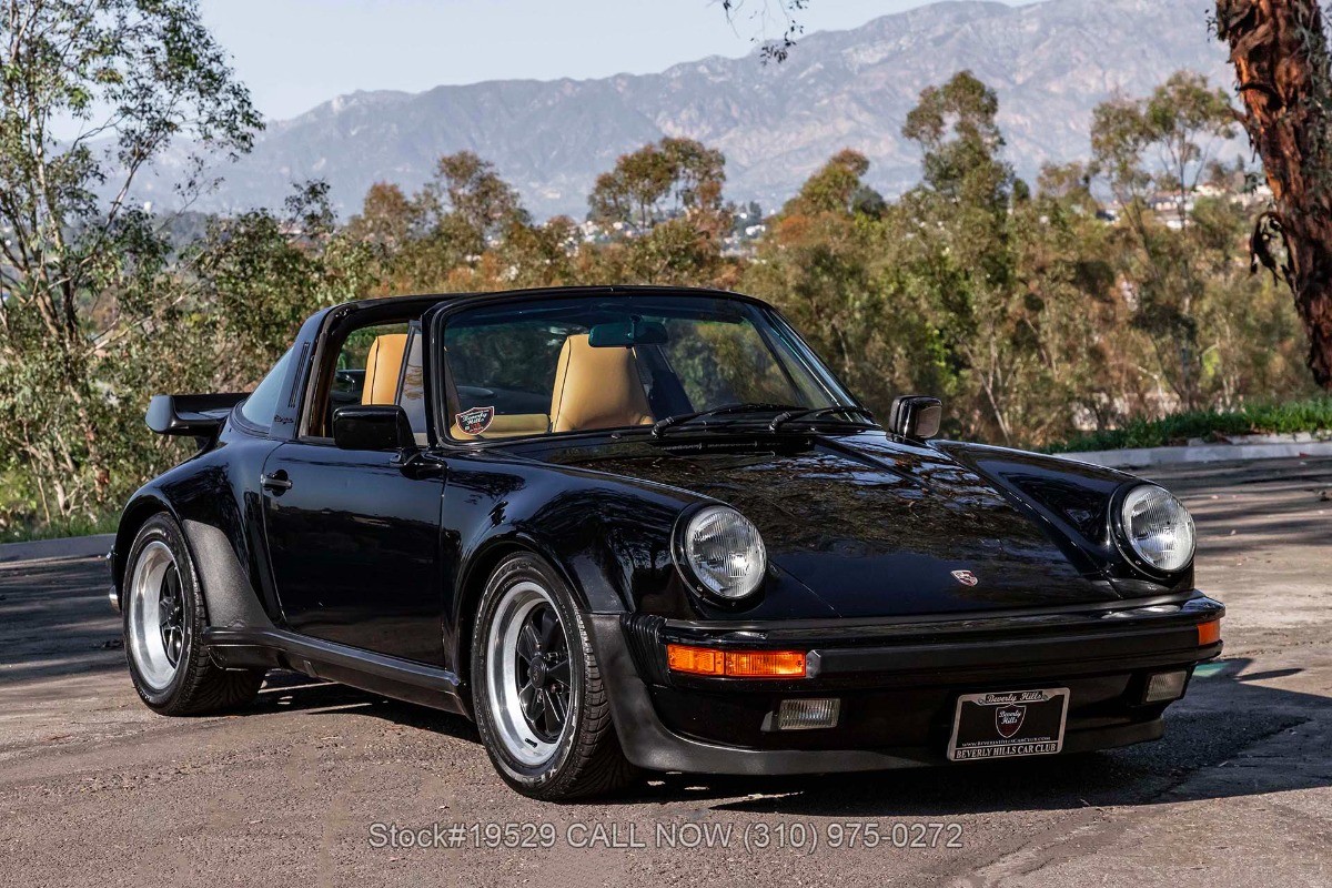 Porsche-911-1985-Convertible