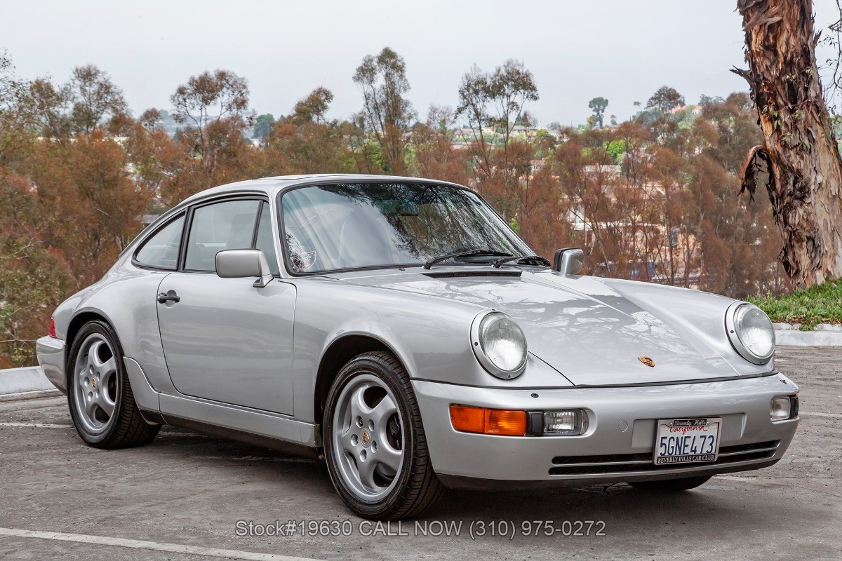 Porsche-911-1989-Coupe