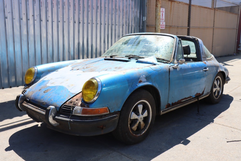 Porsche-911S-1972-Targa-Black