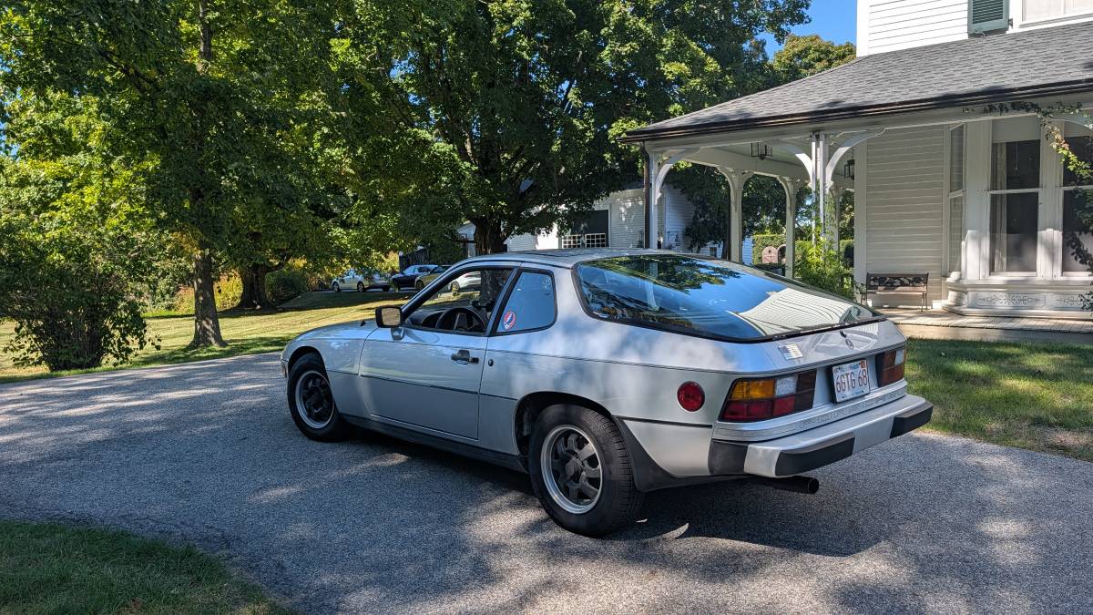 Porsche-924-1980-Silver