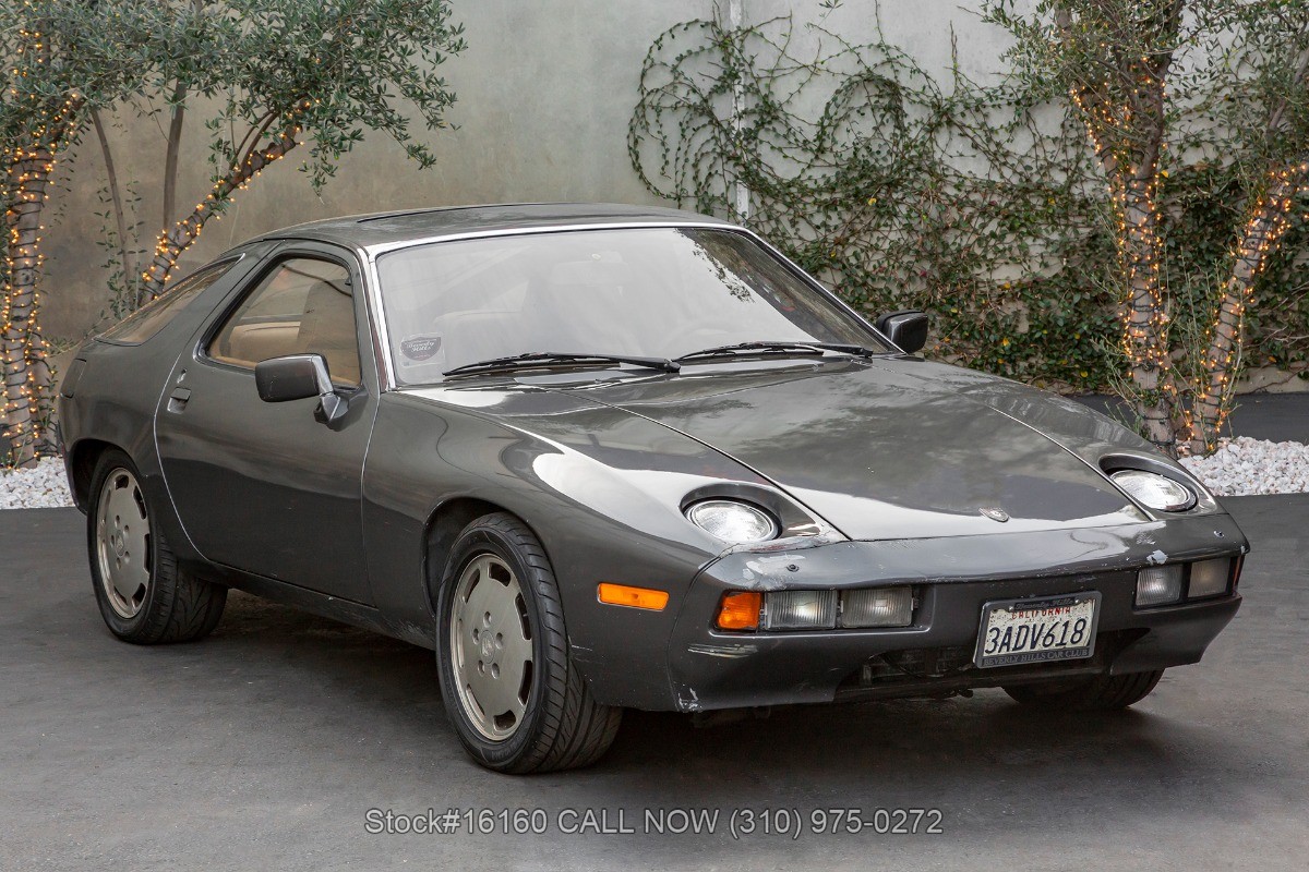 Porsche-928-1980