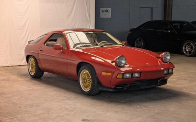 Porsche 928 1983