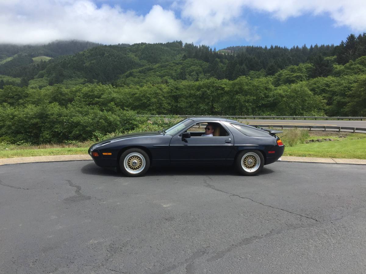 Porsche-928-1987-Blue