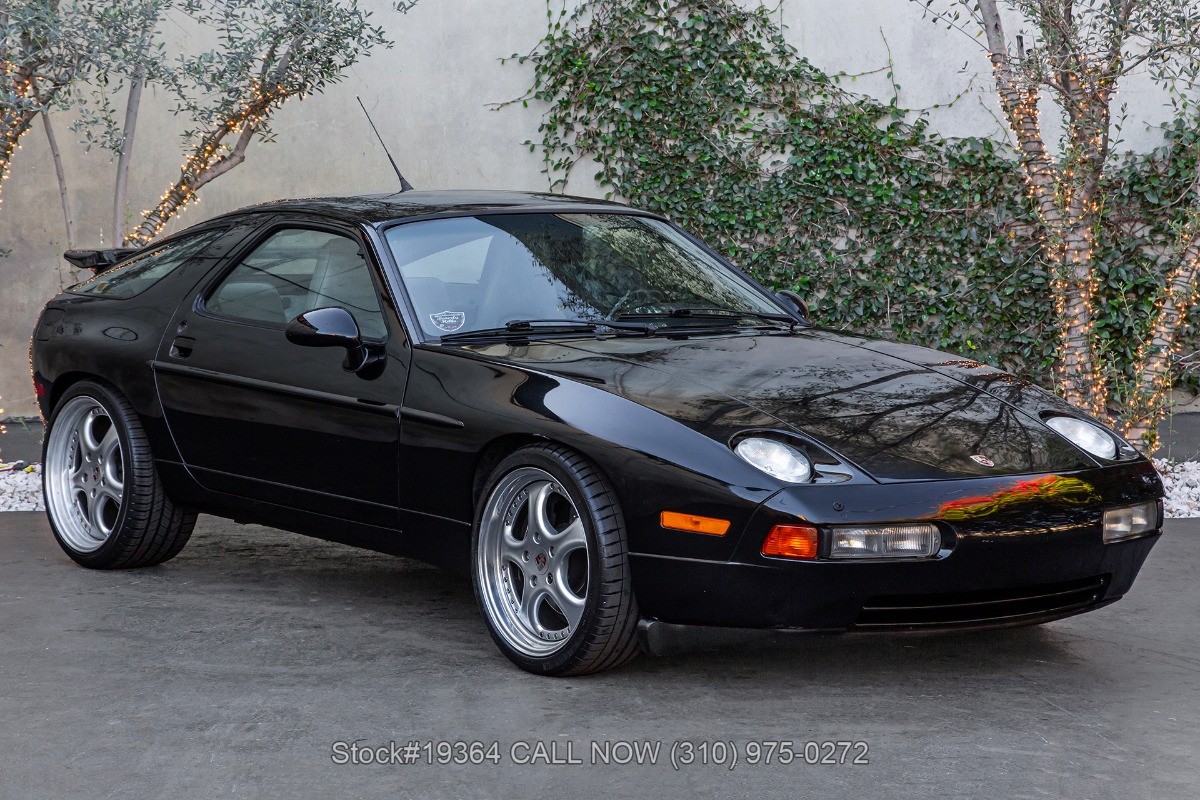 Porsche-928-1994-Coupe