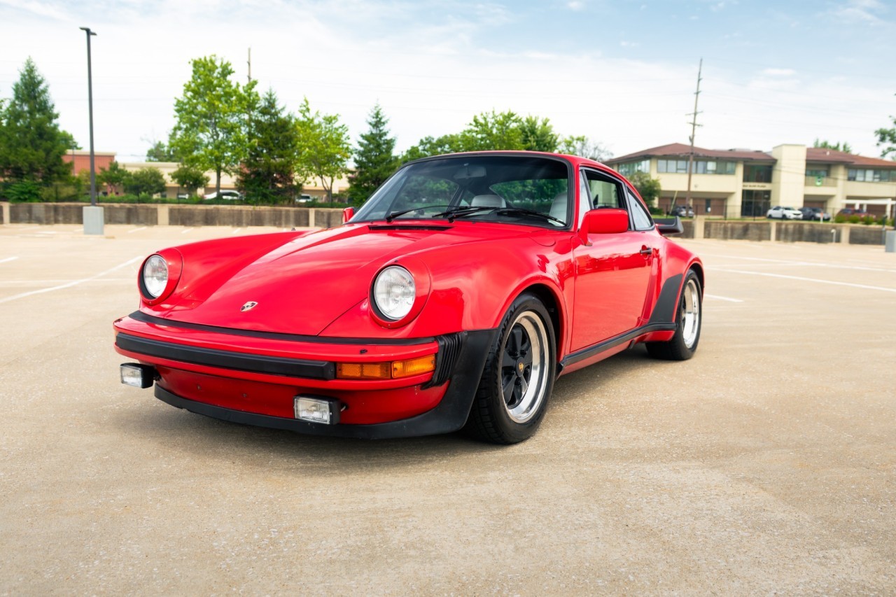 Porsche-930-1980