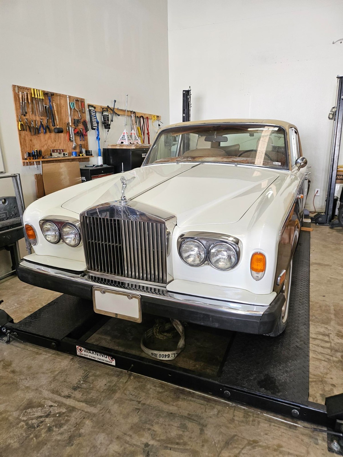 Rolls-Royce-LWB-Rolls-Royce-1973-Sedan