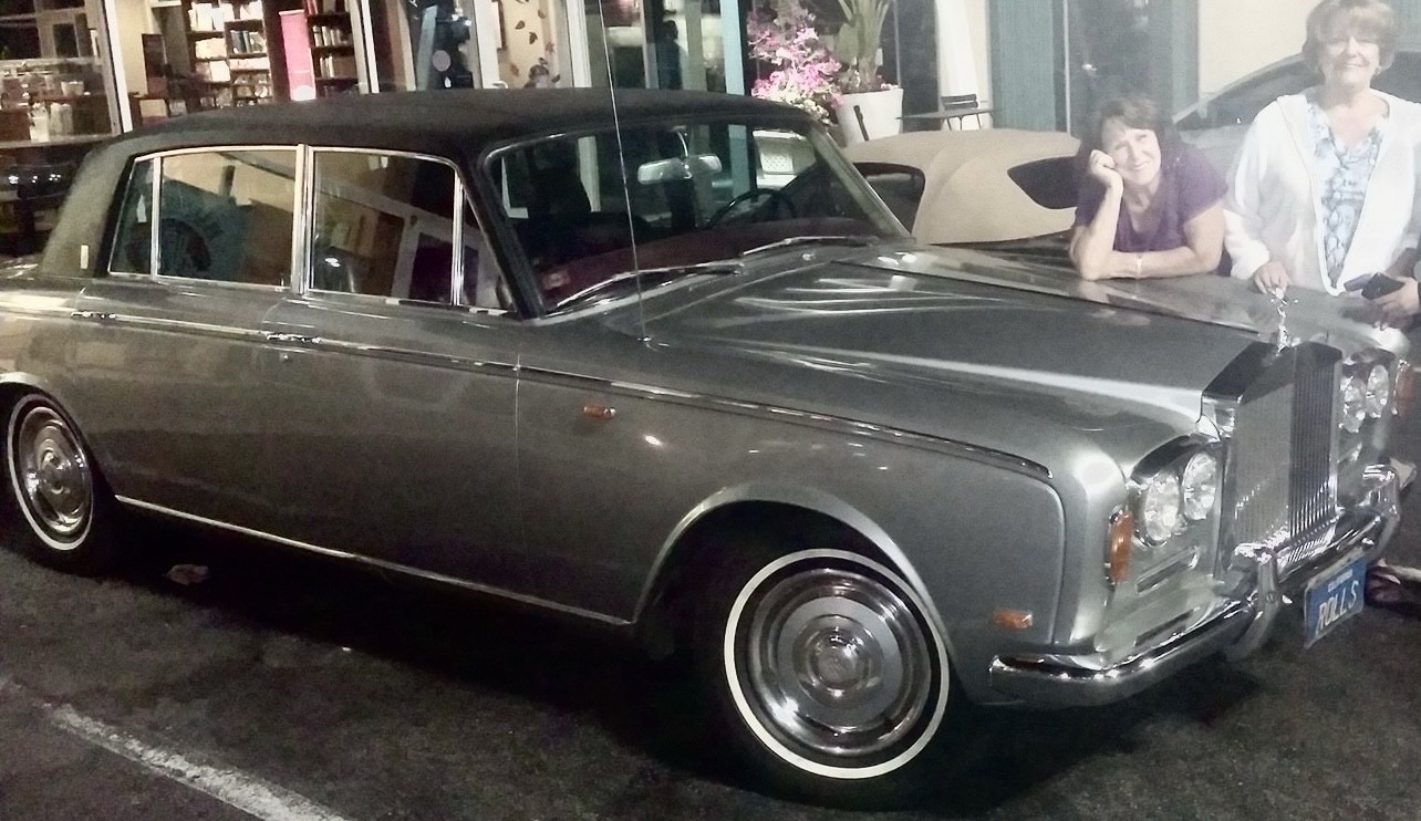 Rolls-Royce-Silver-Shadow-1969-Sedan