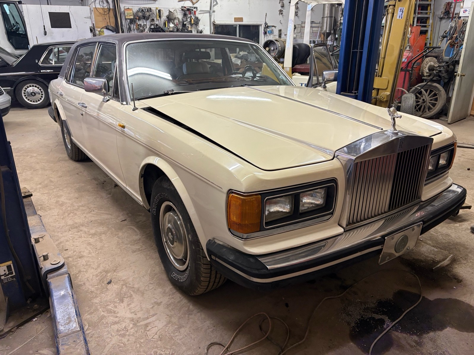 Rolls-Royce Silver Spirit/Spur/Dawn 1981
