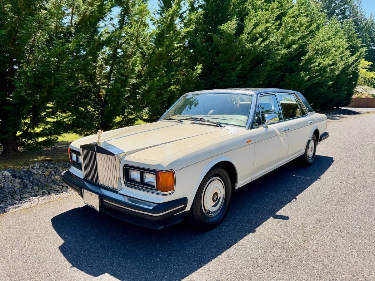 Rolls-royce-Silver-spur-1989