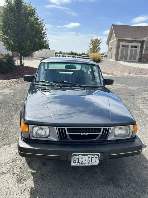 Saab-900-1982