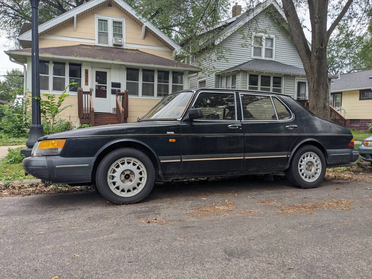 Saab-900-1990-Black