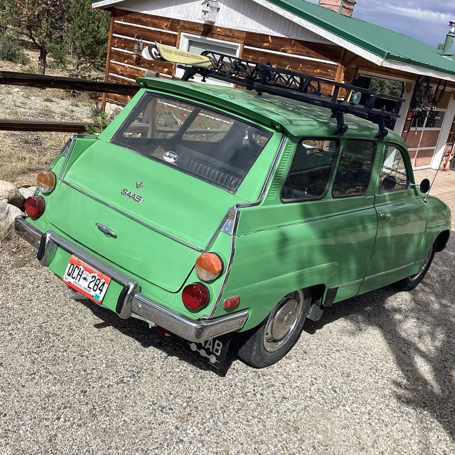 Saab-95-wagon-1972-Green