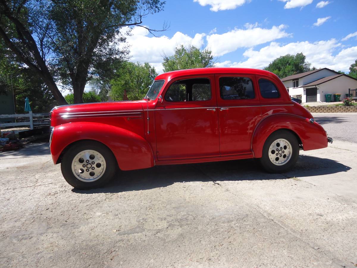 Studebaker-Champion-1939-Red