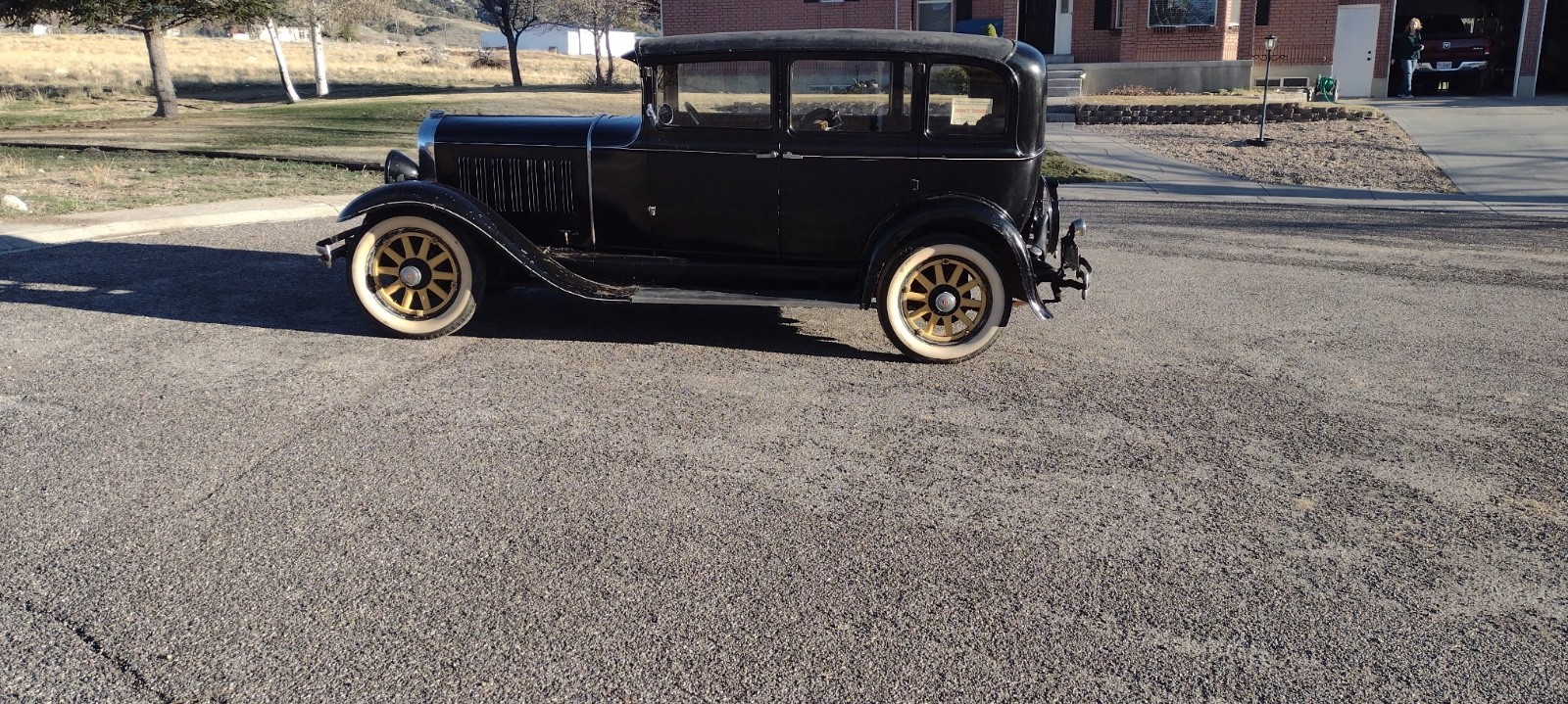 Studebaker-Dictator-1930-Sedan
