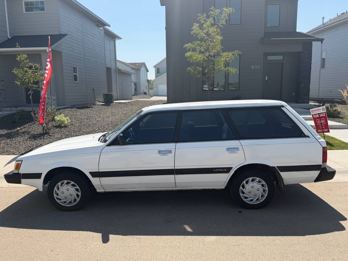 Subaru-Loyale-1993