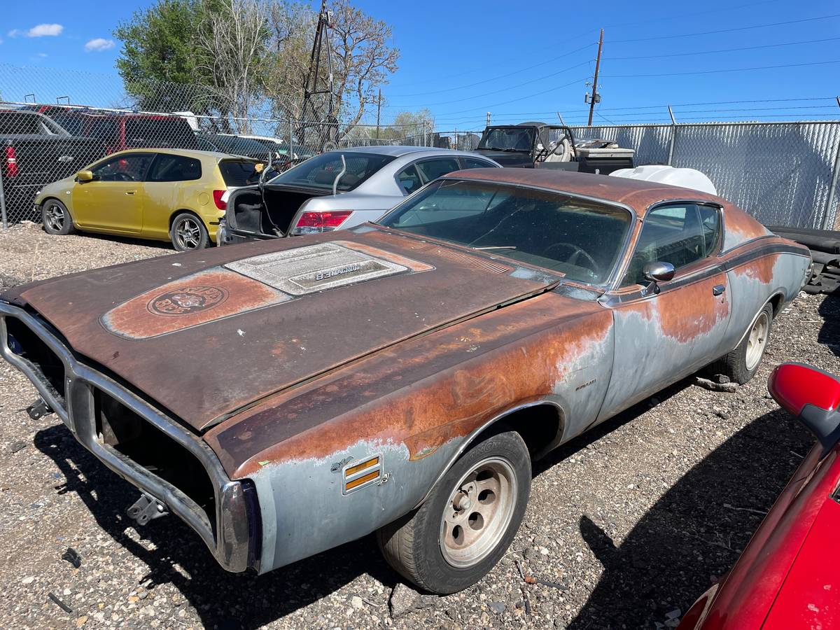 Super-bee-charger-1971-Gray