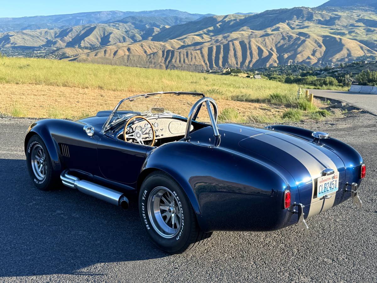 Superformance-1965-Blue