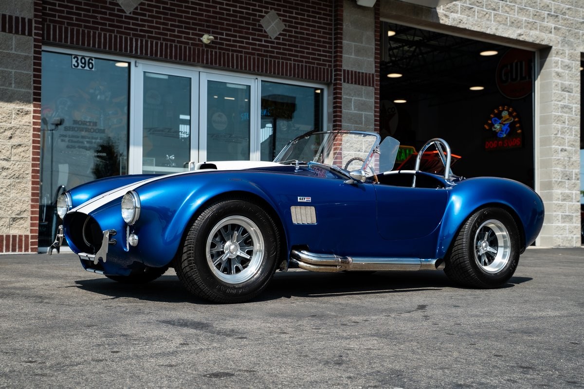 Superformance-1965-Roadster-Black