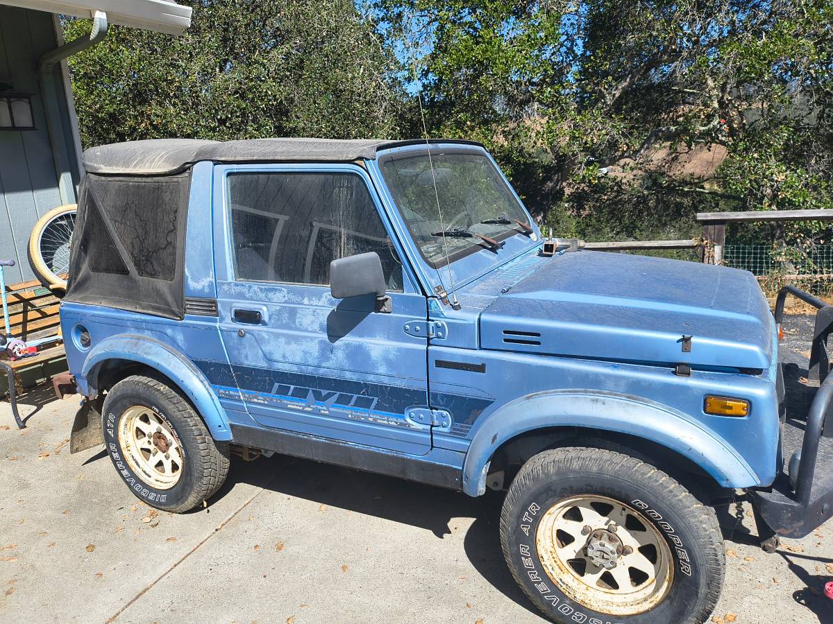 Suzuki-samurai-jimny-canvas-top-1987-Blue