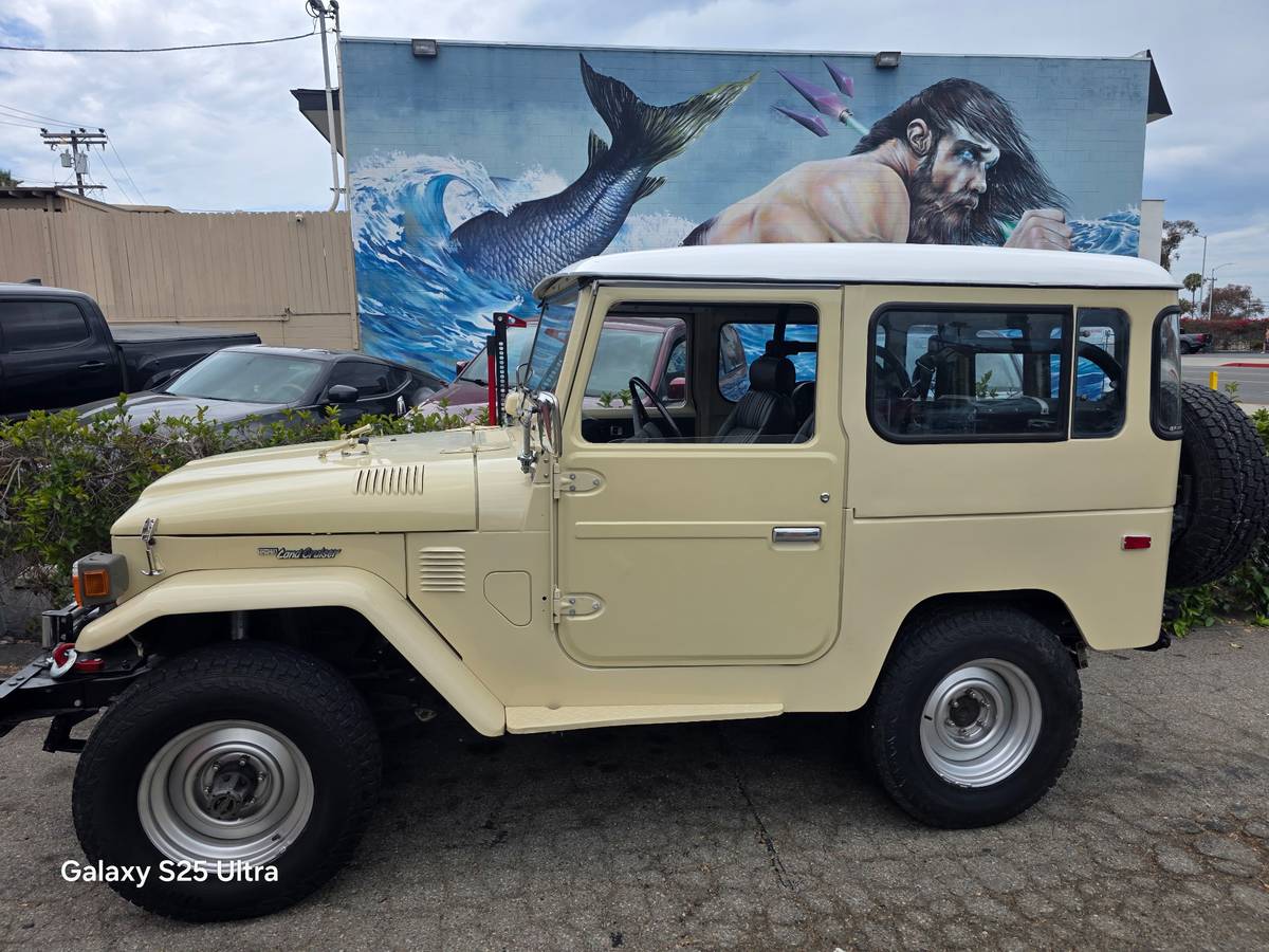 Toyota-1976-custom