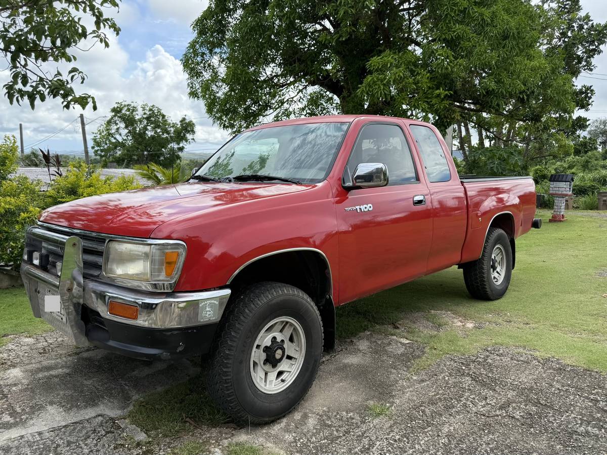 Toyota-1995-Red
