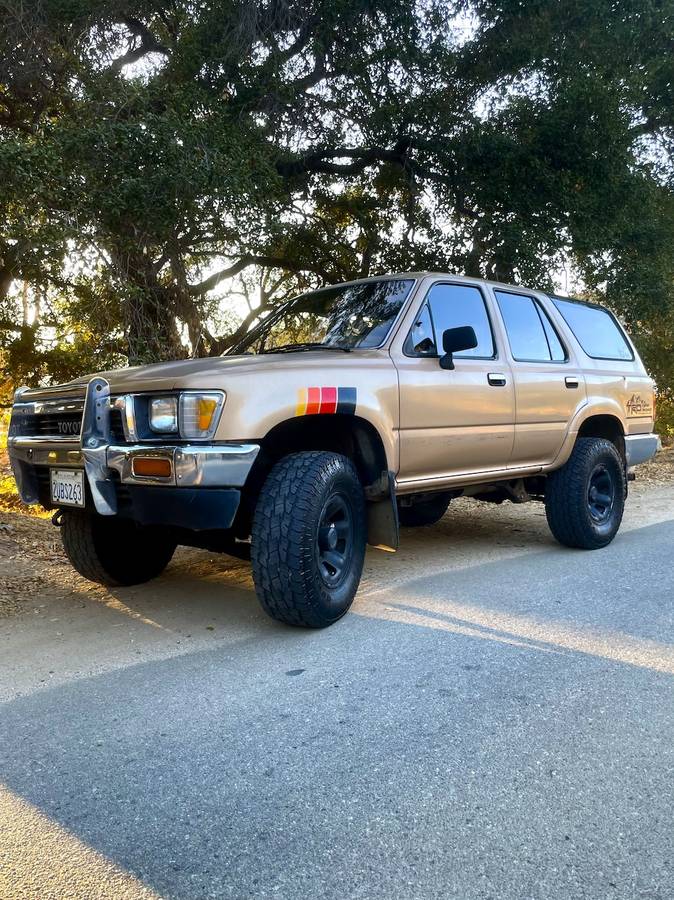 Toyota-4runner-1990-Brown