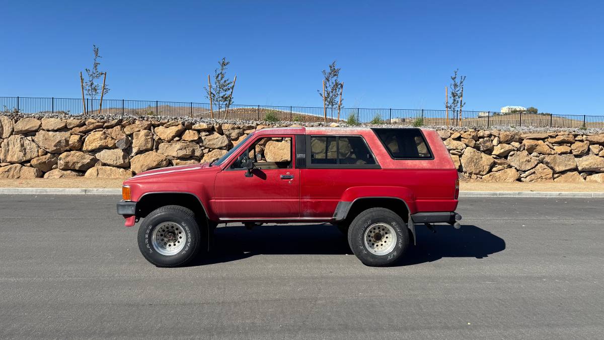 Toyota-4runner-22re-1986