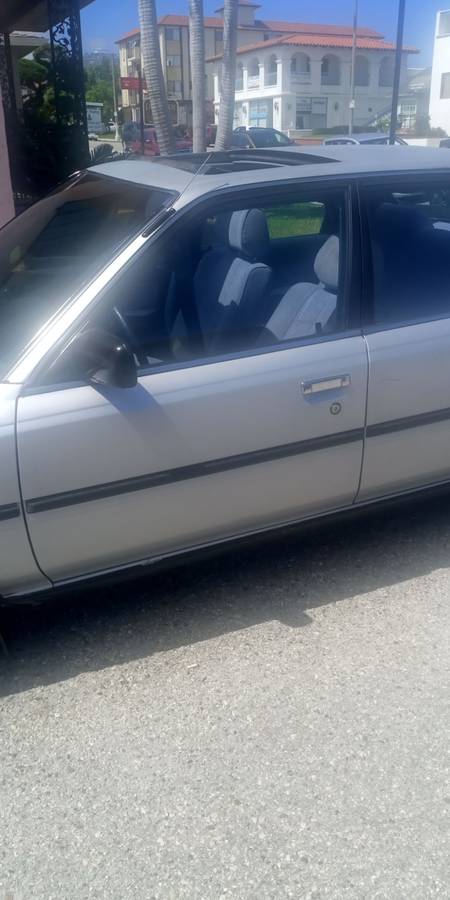 Toyota-Camry-1988-Blue