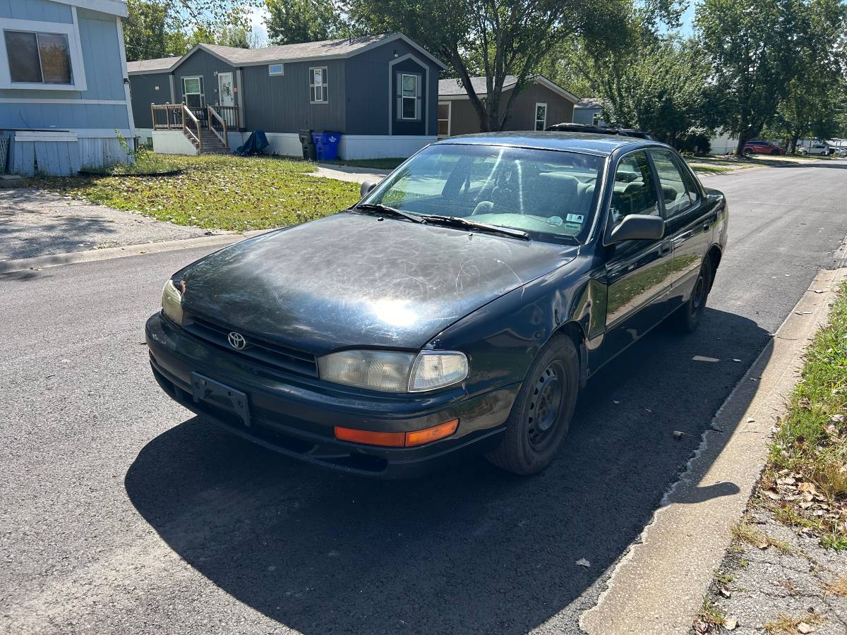 Toyota-Camry-1994-Black