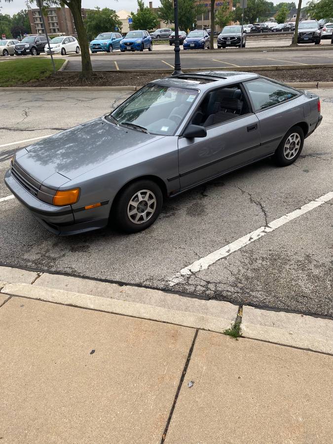 Toyota-Celica-gt-liftback-1986-Gray
