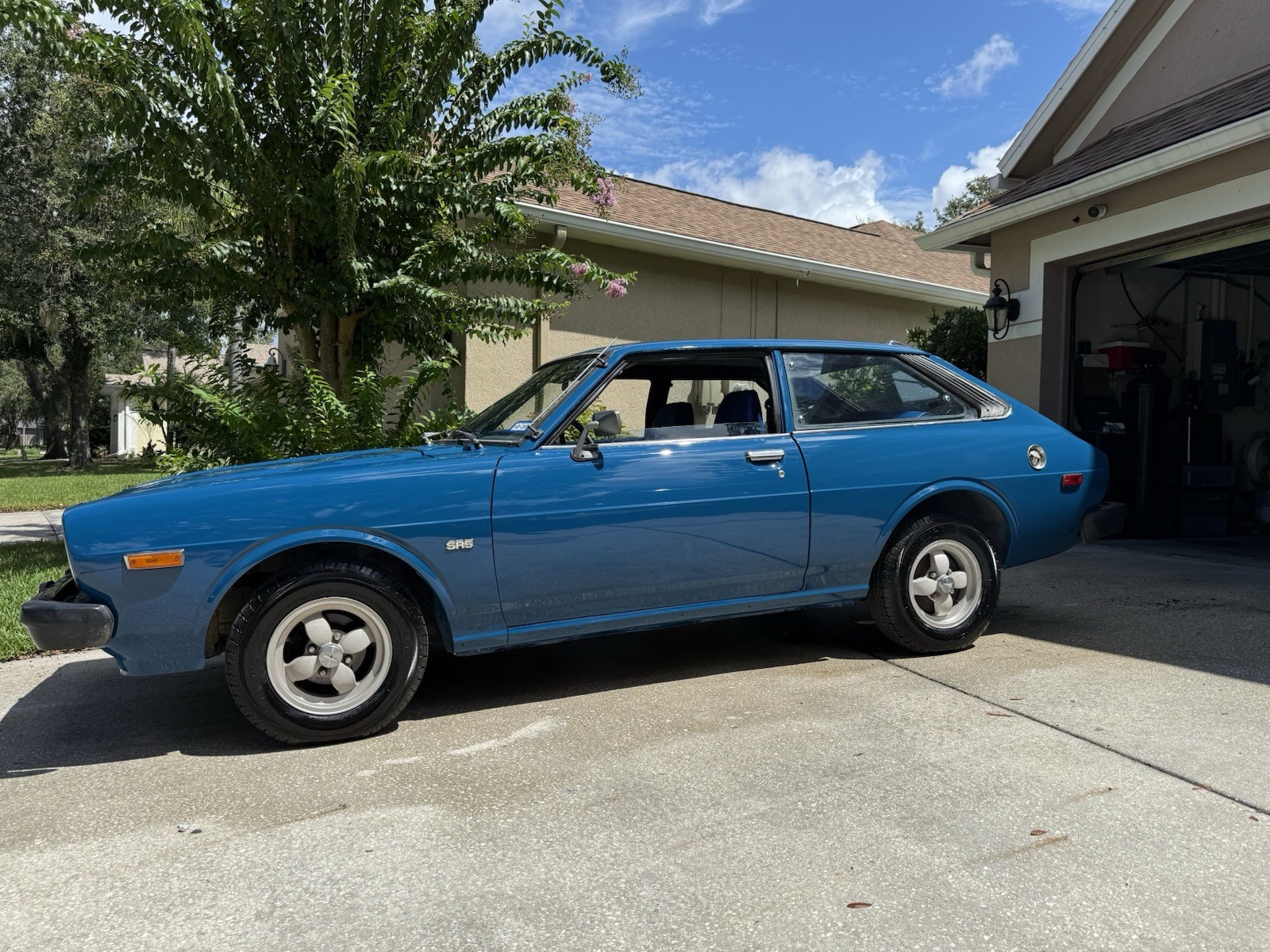 Toyota-Corolla-1979-Wagon-Blue