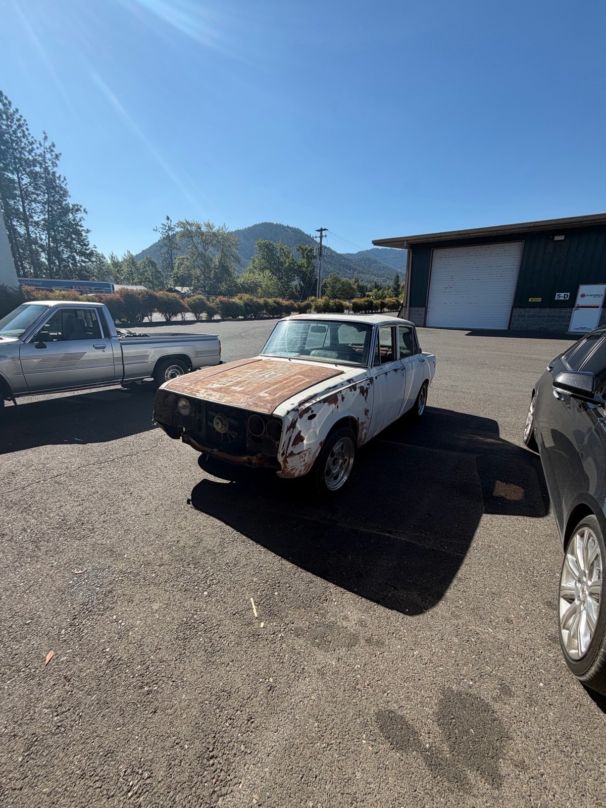 Toyota-Corona-1968-Sedan