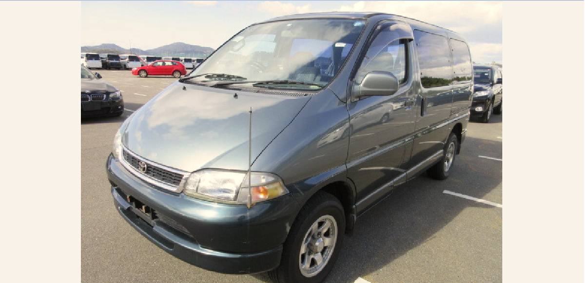 Toyota-Hiace-van-1995