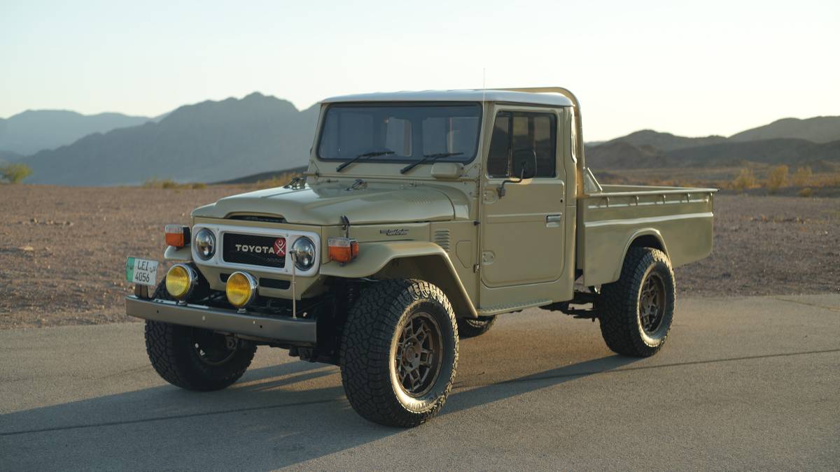 Toyota-Hj47-1984-custom